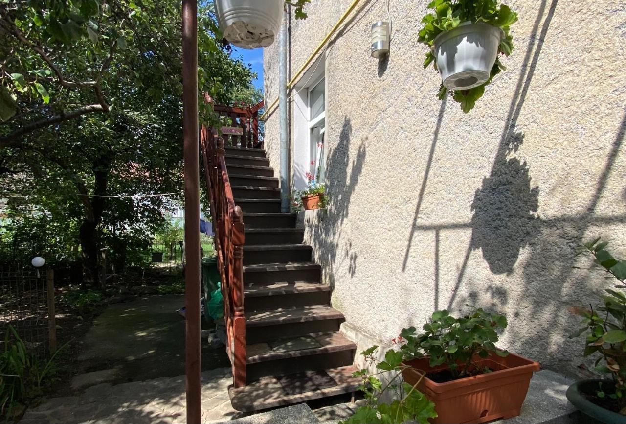 Rose'S Oldtown Apartment براشوف المظهر الخارجي الصورة