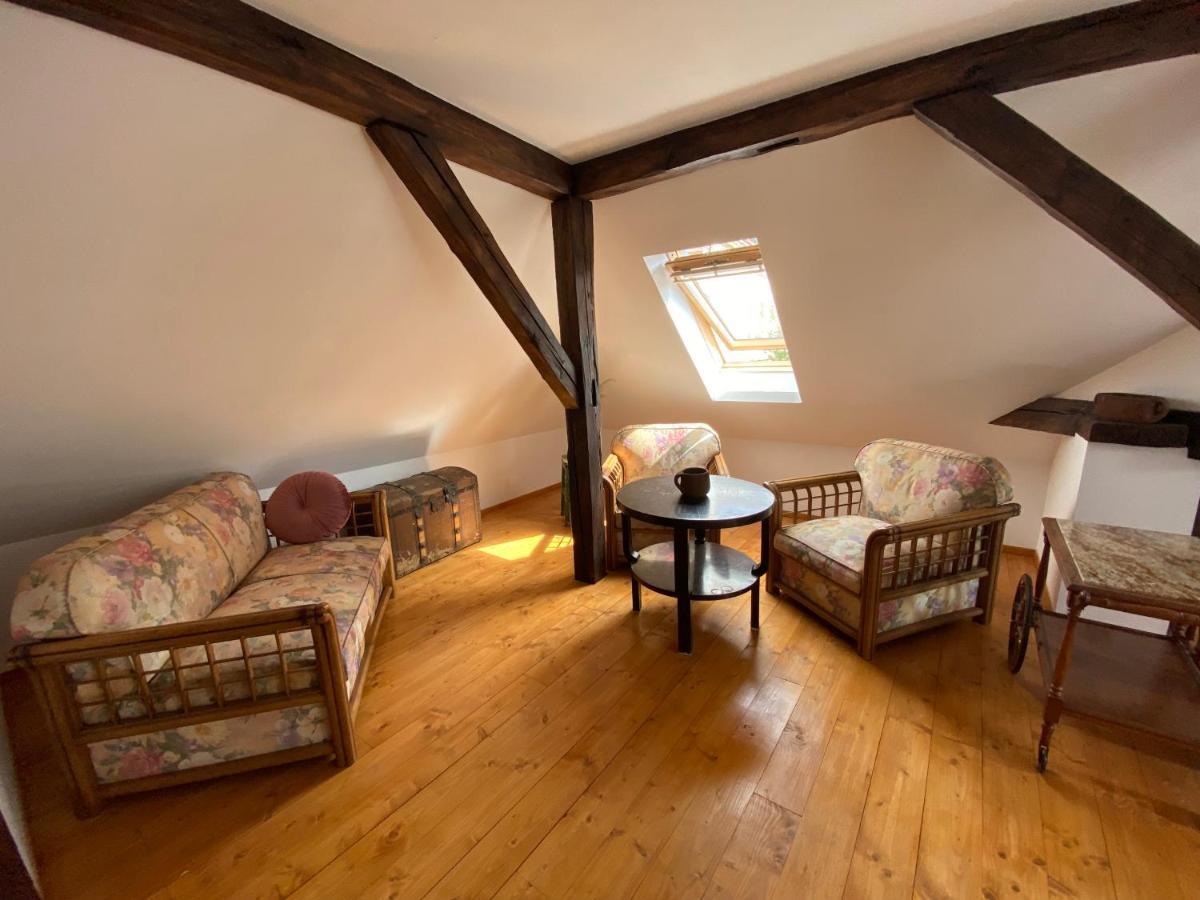 Rose'S Oldtown Apartment براشوف المظهر الخارجي الصورة