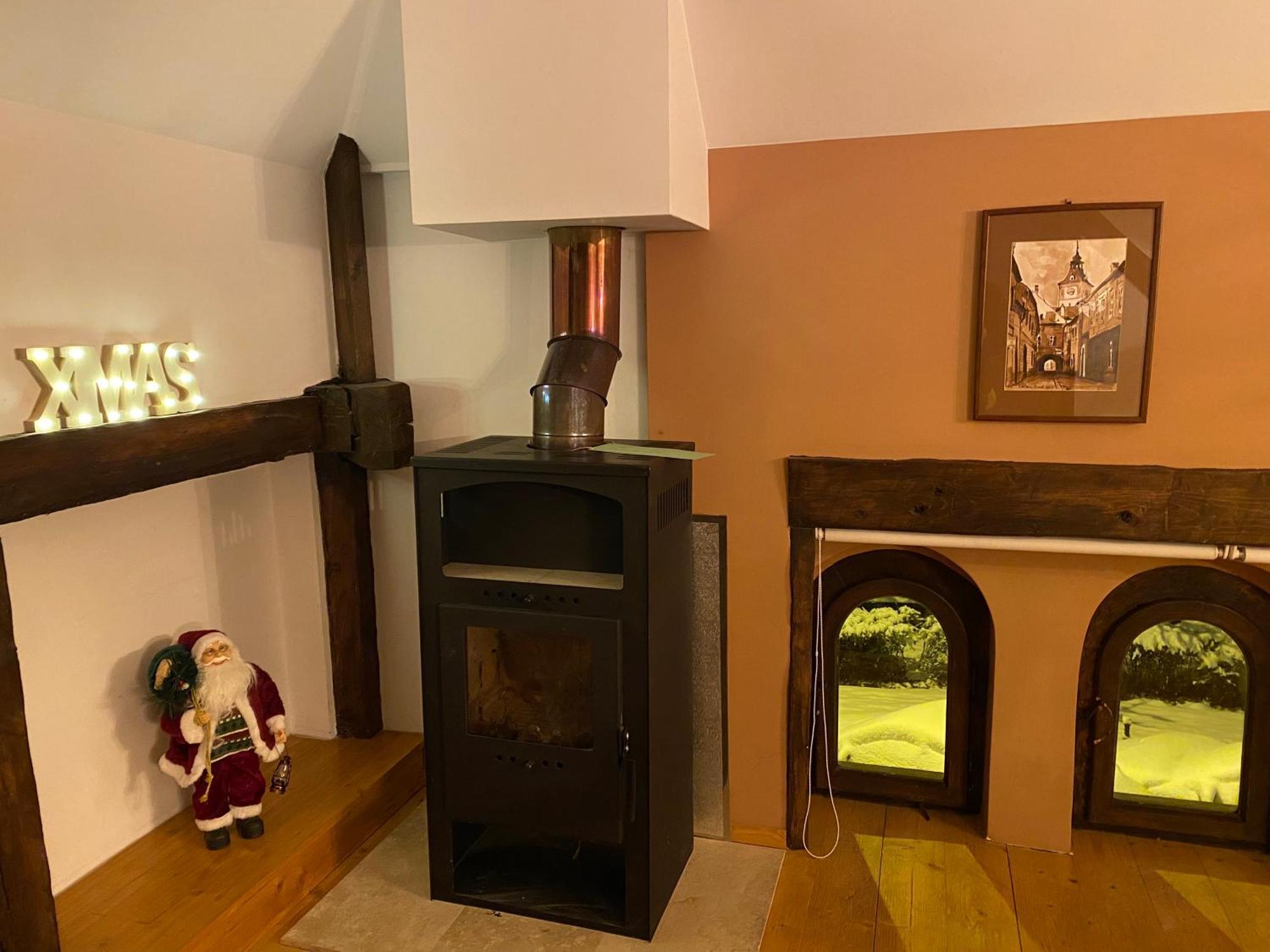 Rose'S Oldtown Apartment براشوف المظهر الخارجي الصورة