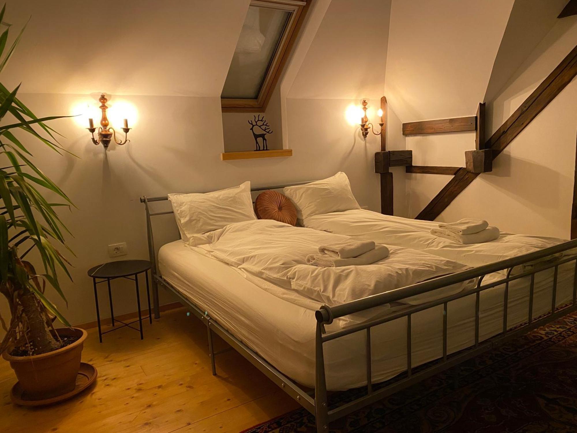 Rose'S Oldtown Apartment براشوف المظهر الخارجي الصورة