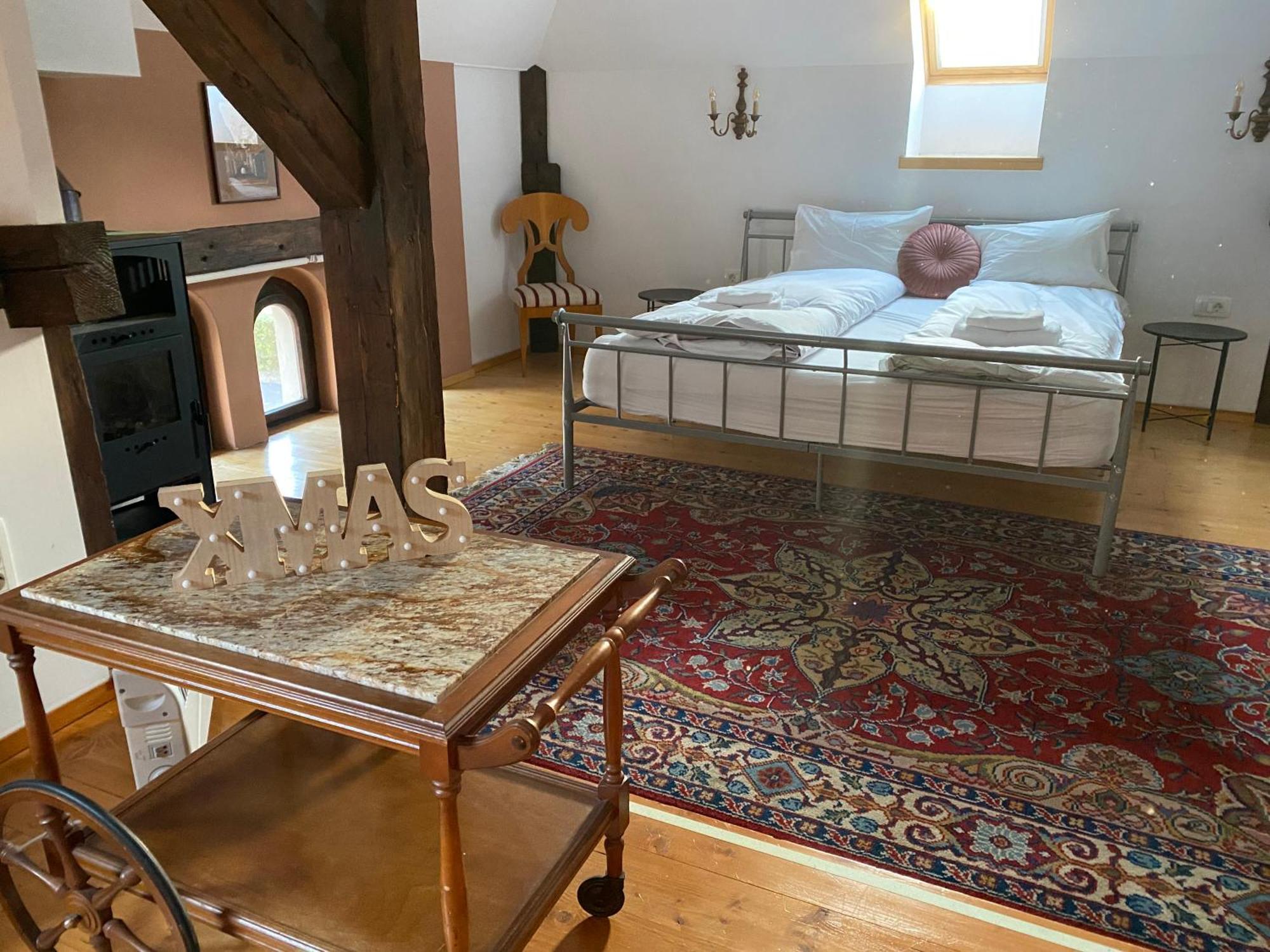 Rose'S Oldtown Apartment براشوف المظهر الخارجي الصورة
