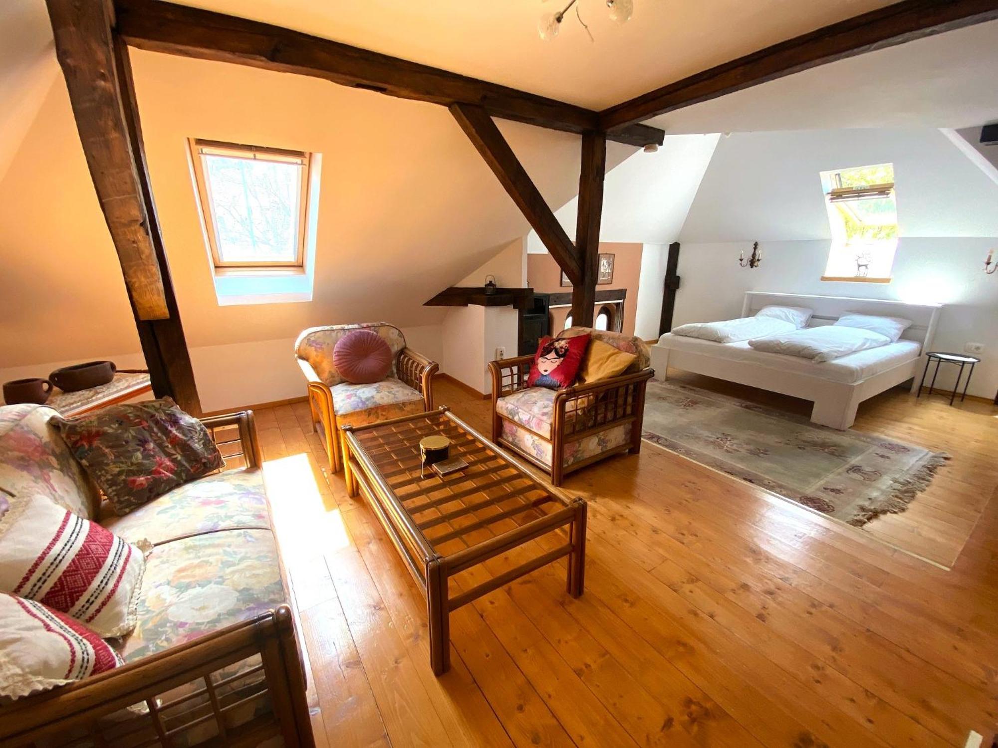 Rose'S Oldtown Apartment براشوف المظهر الخارجي الصورة
